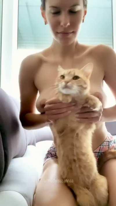 They say that on Reddit they love two things the most they are boobs and cats) Well let s check it out